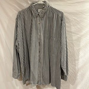 Men’s button-down